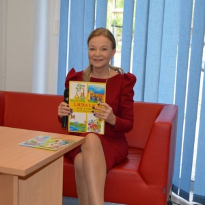 Laura Łącz - aktorka filmowa i teatralna, autorka książek dla dzieci - 2019